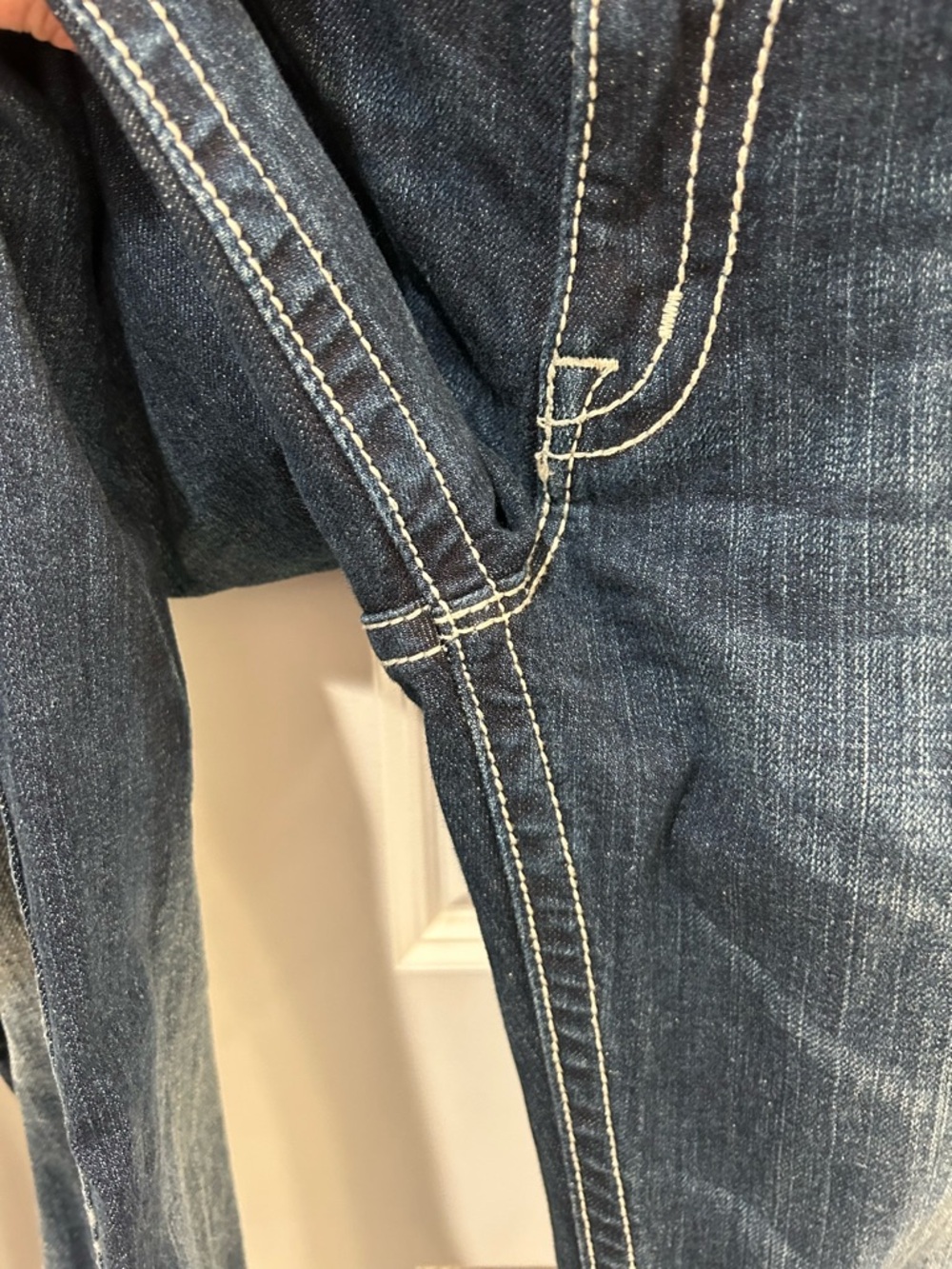 Vintage Miss Me Mid Rise Bootcut Jeans Studded Embellished Flap Pocket 31 x 35 - Picture 10 of 13